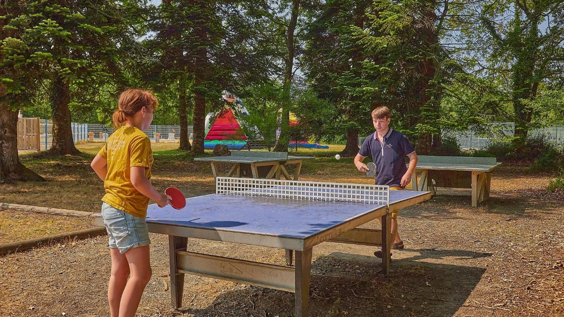 Camping Le Bois De Pleuven Saint-Yvi 0*,