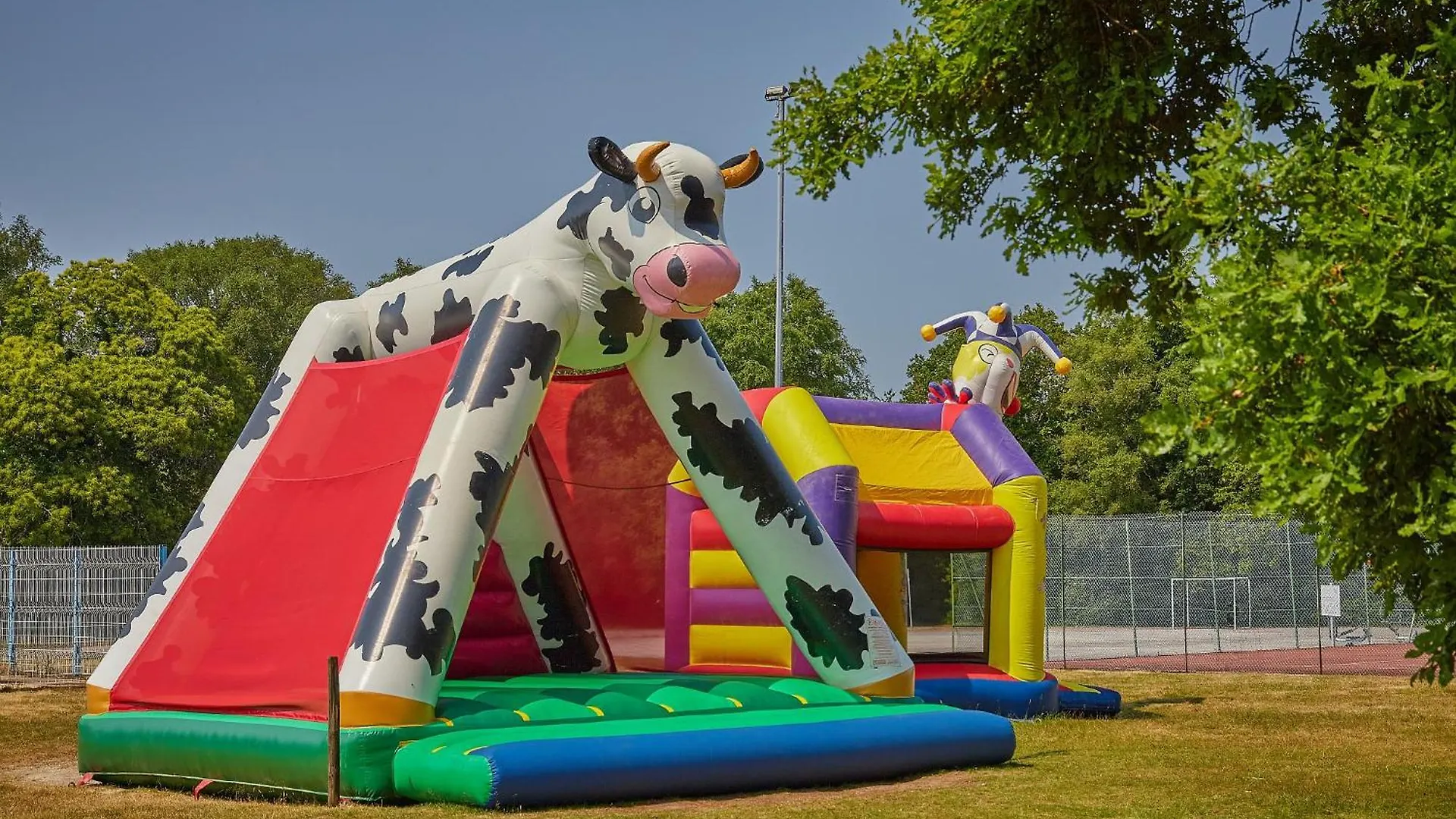 Camping Le Bois De Pleuven Saint-Yvi